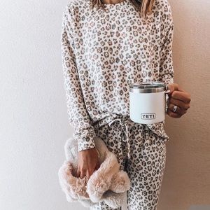 NWT Leopard Print 2 piece lounge set L